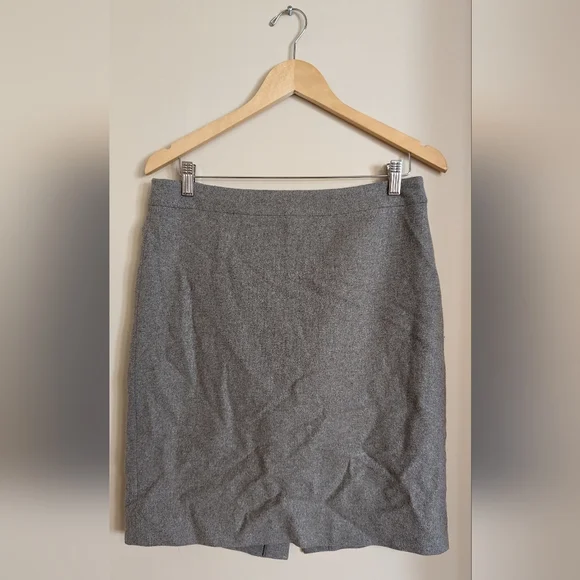 J. Crew Pencil Skirt Size 8 - Picture 2 of 2